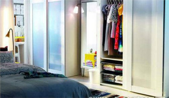 212衣柜鏡子如何正確安裝，安裝流程有什么注意事項(xiàng)