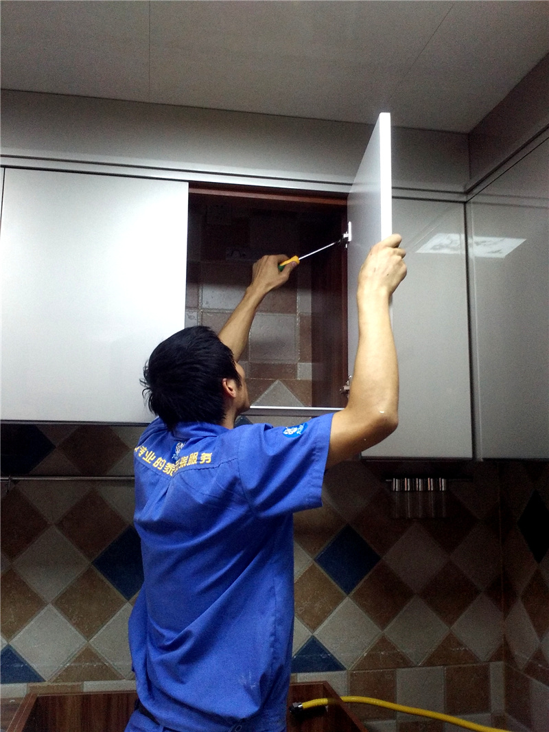 櫥柜安裝步驟大披露，不知道的趕緊收藏起來