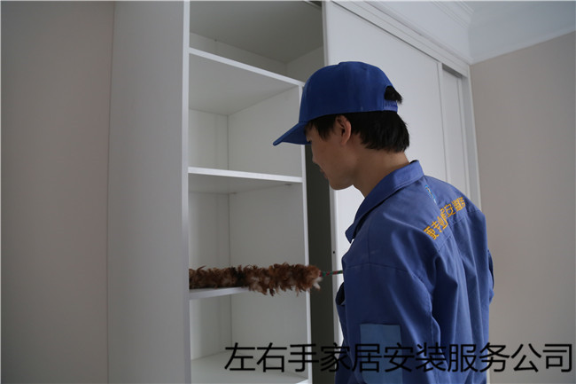 衣柜保養(yǎng)怎么做？這樣清潔衣柜才對(duì)！