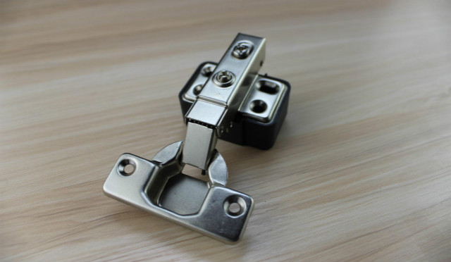 衣柜門合葉的安裝方法是什么，衣柜門合葉安裝攻略