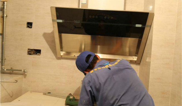 家具公司團(tuán)隊介紹，家具公司團(tuán)隊安裝師傅介紹