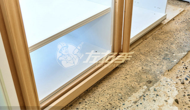 衣柜門滑輪有誰知道怎么安裝嗎？