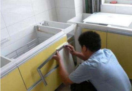 泉州家具維修材料：家具維修行情怎么樣，要怎么賺錢？