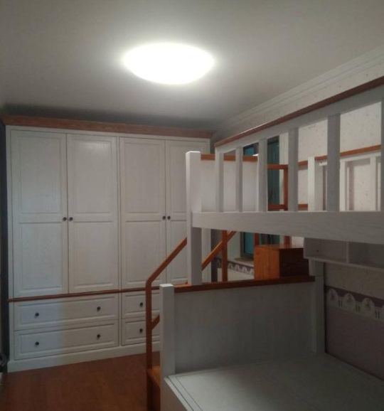 簡(jiǎn)易衣柜格局：各類原木家具定制，兒童床衣柜衣帽間書柜等一站式服務(wù)