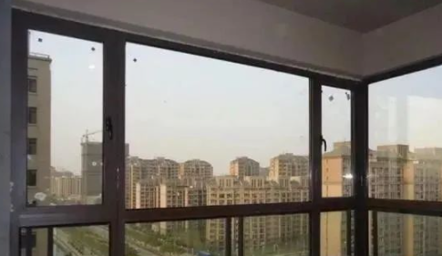 石墨烯薄膜材料：避免入坑！石墨烯電地暖安裝注意事項(xiàng)