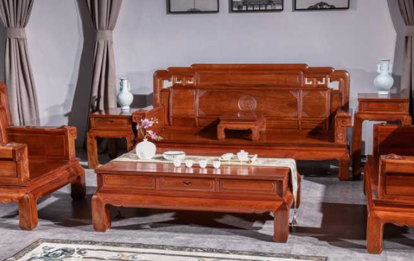 木質(zhì)地板包裝;請(qǐng)問木質(zhì)家具上的霉斑如何去除？