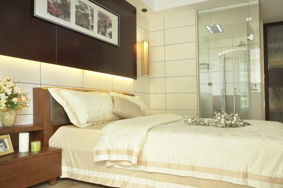 明清紅木家具出售，紅木家具一定要有？老人說保值又聚財