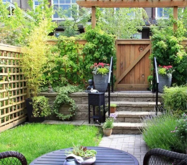 庭院家具柵欄，分享不同風(fēng)格的庭院如何搭配庭院家具？