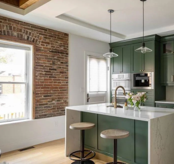 全鋁家居整體櫥柜：還在為櫥柜定制煩惱嗎，看看全鋁櫥柜定制有哪些優(yōu)點？