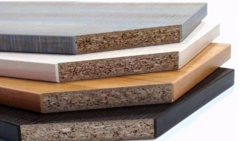 臨沂實木多層板和顆粒板哪個好？哪個更適合定制櫥柜？