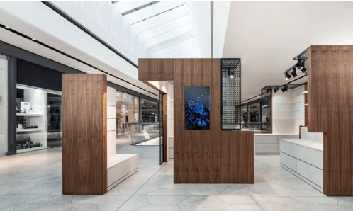 鄭州展示柜維修，腦通大開(kāi)的家具設(shè)計(jì)，能隨意變形的商場(chǎng)展示柜