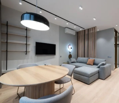 室內(nèi)鋼木門價格：實木門、鋼木門、復(fù)合門裝在臥室選哪個好呢？