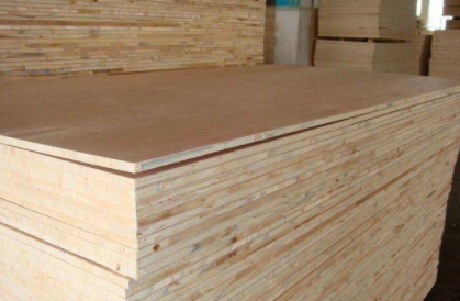 膠合板門(mén)密度;膠合板密度是多少？多層膠合板優(yōu)缺點(diǎn)有哪些