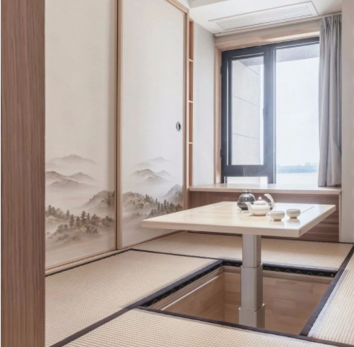 臥室衣柜布局：定制衣柜的優(yōu)勢有哪些？