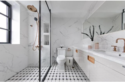 小衛(wèi)生間裝修圖：衛(wèi)生間淋浴房難選？擔心玻璃自爆？選購攻略來了