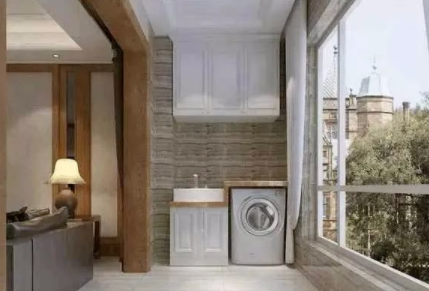 美式陽臺(tái)家具：陽臺(tái)裝吊柜還是地柜？