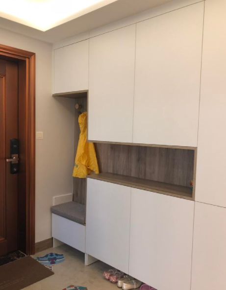 玄關(guān)鞋柜風(fēng)水：房子裝修，鞋柜實(shí)不實(shí)用，看鞋柜空間布局設(shè)計(jì)