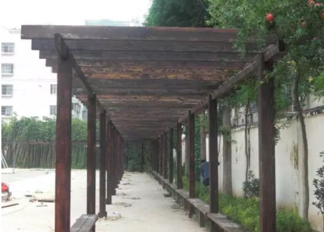 花架尺寸設(shè)計(jì)，防腐木花架的實(shí)用性