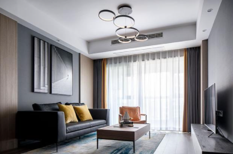 古木紋型材：沉穩(wěn)的現(xiàn)代簡(jiǎn)約風(fēng)，用實(shí)木中和灰色的距離感，改變異形玄關(guān)的缺陷