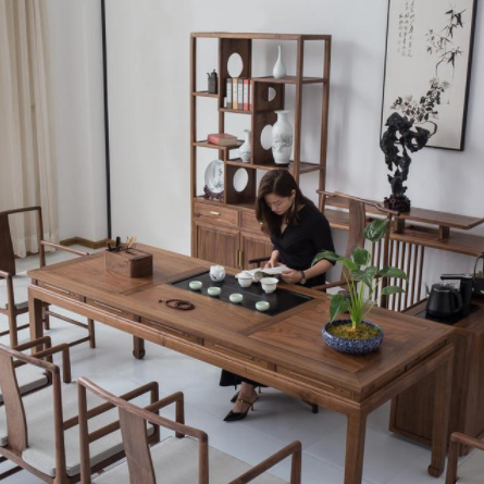 實木茶室設(shè)計圖：打造禪意茶室，我選擇新中式茶桌椅