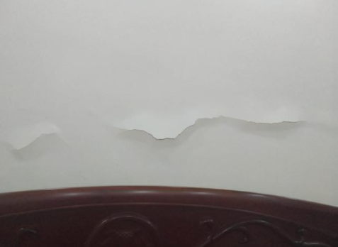 墻皮墻面開裂如何修補(bǔ)，墻面開裂鼓包怎么辦？