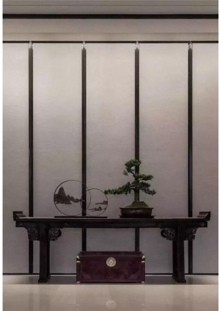 紅木家具品牌知識：紅木家具擺放大有講究，你學(xué)會了嗎