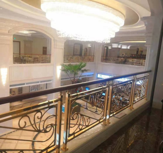 鏤空隔斷雕花：鋁板鏤空屏風玄關歐式屏風系列