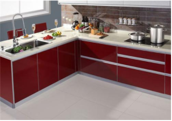 櫥柜門(mén)板臺(tái)面材料：櫥柜門(mén)常見(jiàn)材質(zhì)有哪些？哪種材質(zhì)的櫥柜門(mén)實(shí)用？