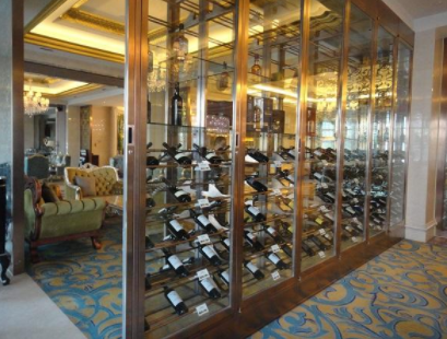 酒柜隔斷效果圖，不銹鋼酒柜可以定制多高？