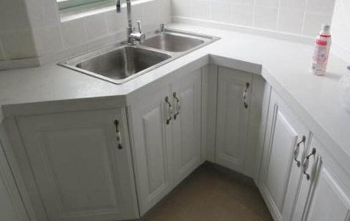 【石英石臺(tái)面價(jià)格】廚房安裝石英石臺(tái)面需要注意什么？