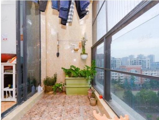 【臥室節(jié)能燈具】陽臺(tái)燈具安裝的注意事項(xiàng)是什么？