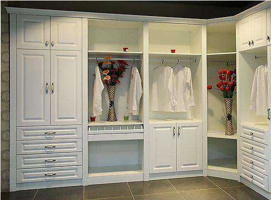 【上海衣柜定制】更適合房子結構的定制衣柜安裝方法是什么？