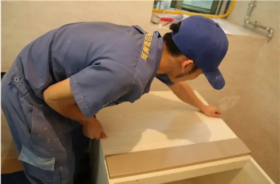 家具安裝師傅平臺(tái)哪個(gè)好用呢？當(dāng)然還得是左右手平臺(tái)